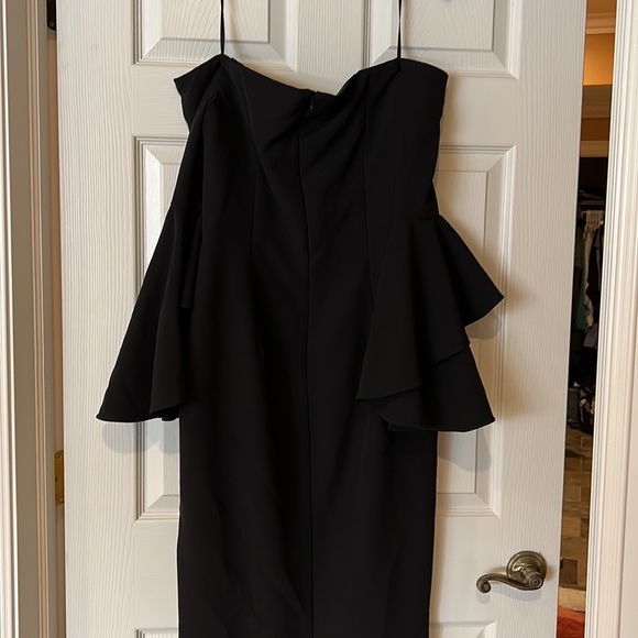 Dress - Picture 4 of 6